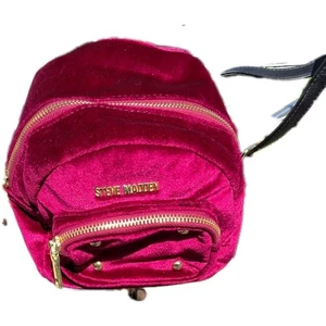 Steve Madden Ruby Red Velet small Rucksack Women's - Picture 1 of 7