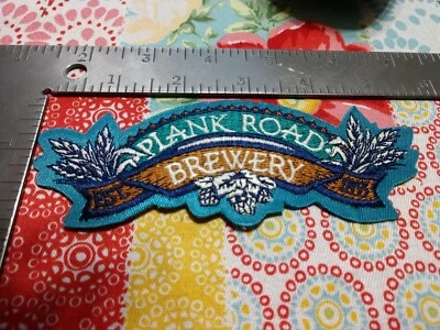 PARCHE P Miller Plank Road Brewery Nuevo 5 1/4" x 2" Chaqueta Sombrero Camisa Foto 1 de 3