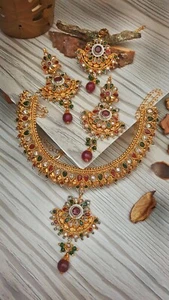 New Indian Bollywood Bridal Costume Jewellery with Tikka - Picture 1 of 3