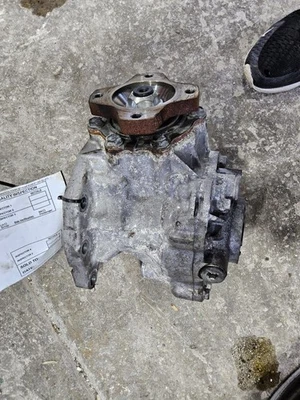 Nissan Rogue Sport 2017-2022 caja de transferencia AWD CVT Foto 1 de 4