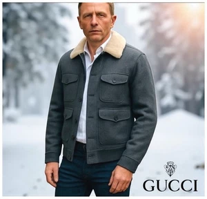 Chaqueta de fieltro gris Gucci para hombre con cuello de piel de oveja crema. Talla 54. Nuevo sin etiquetas - Imagen 1 de 17