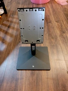 HP Z32 Display Monitor Basis und Ständer 918179-001, 918003-701 - Bild 1 von 1
