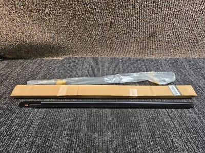 Передний правый ремень погодная полоска Mazda B25D-50-640A для Mazda Protege 1999-2003 годов выпуска - Изображение 1 из 4