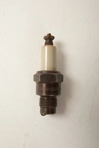 Robert Bosch Sparkplug M40/S (F4L) Used Igniter (JSF6) Spark Plug - Picture 1 of 7