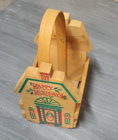 1970s Happy Holidays Christmas Basket Sawmill Critters Tennessee Caddy Vintage Cover