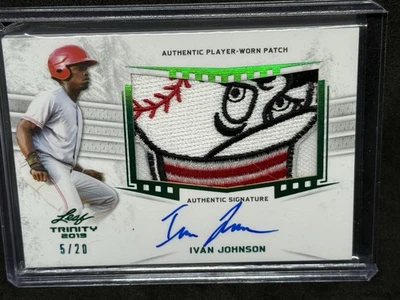 2019 Leaf Trinity Patch Auto Green 5/20 Ivan Johnson #PA-IJ1 Patch Auto - REDS - Image 1 of 2