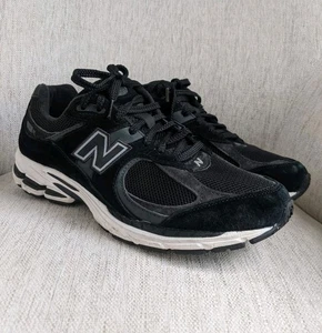 New Balance 2002R 'Black Gunmetal' Mens Size 9.5 D Womens 11 Sneakers M2002RBK - Picture 1 of 10