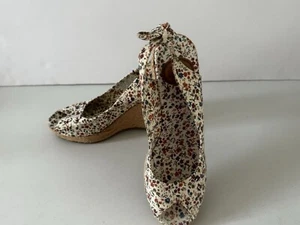 Women’s Wedge Peeptoe Sandals Floral Print vintage style NEW - Picture 1 of 14