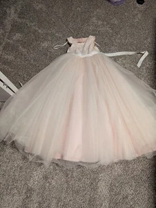 David's Bridal Flower Girl Dress Size 7 - Picture 1 of 2