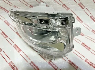 *NEW LEXUS LS460 LS600H OEM DRIVER FOG LIGHT LAMP LEFT LH 2010 2011 2012 NEW - Image 1 of 4
