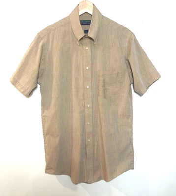 Claybrooke Para Hombres Talla 15 Manga Corta Bronceado Botones Bolsillo Frontal Sin Arrugas Foto 1 de 4