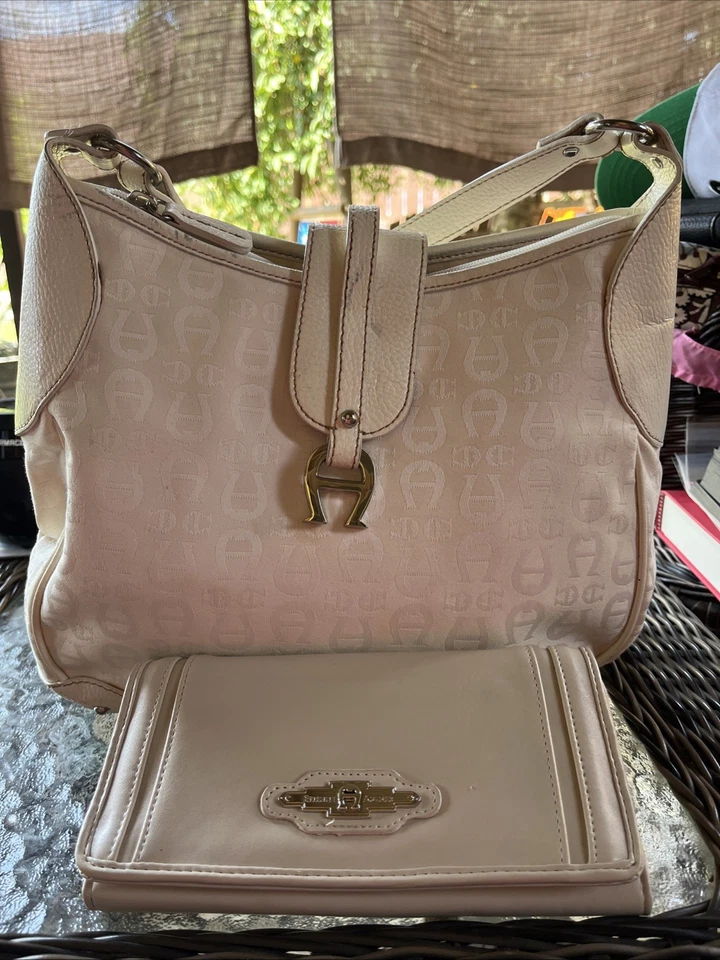 Bolsa feminina inspirada em designer off white com carteira combinando - Imagem 1 de 4