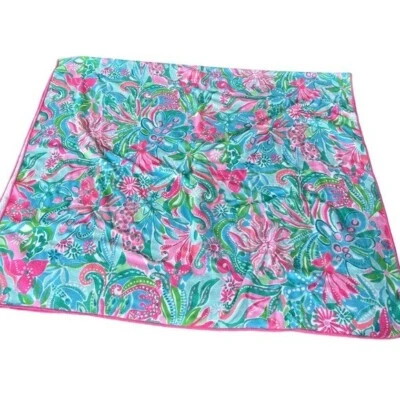 Lilly Pulitzer Golden Hour Oversized Microfiber Lounge Towel Bright Floral GUC - Image 1 of 4
