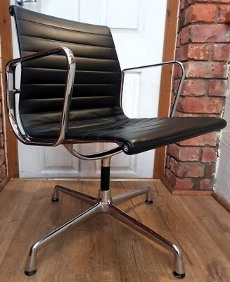 70% OFF RRP £3,153 | VITRA EA108 by Charles and Ray Eames | Leather | BLACK - Image 1 of 4