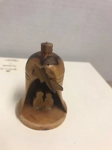 Kleine Krippenglocke aus Holz 2 Stück. Glocke entfernt enthüllt Holz Heilige Familie 2" Höhe - Bild 1 von 7