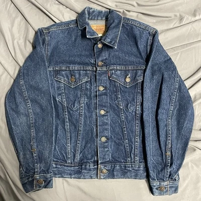 Chaqueta Denim Levi’s Tipo 3 Vintage Años 70 Pequeña E Todo Algodón Hecha en EE. UU. Talla Niños 18 Foto 1 de 4