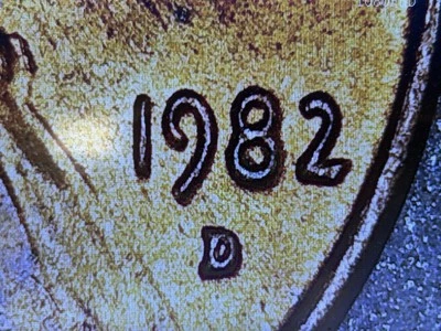 1982-D Lincoln Memorial Cent Penny,3.1g, Rare Errors Obverse ,Super Nice Unique! - Image 1 of 4