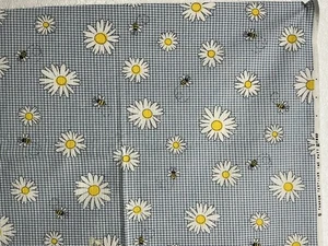 Daisies & Small Bees On Blue Gingham  Pattern Material 2 Single Panel 44” X 30” - Picture 1 of 3
