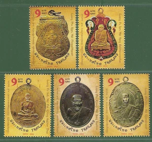 TAILANDIA 2011 Cinco Monjes Venerados Medallones - Imagen 1 de 1