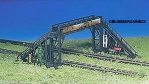 HO 1:87 Scale PEDESTRIAN BRIDGE KIT New in Box Bachmann 45172 - Picture 1 of 1