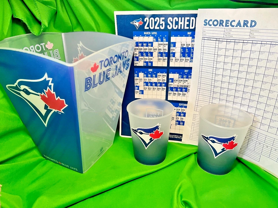 ЛОТ ТОВАРОВ Blue Jays! Ведро с попкорном + (2) чашки с логотипом + таблица результатов игры 💥Toronto - Изображение 1 из 1