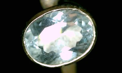 Aquamarine silver ring. 9x7mm Oval cut light sea foam blue Aquamrine. SZ 8. 925. - Image 1 of 4