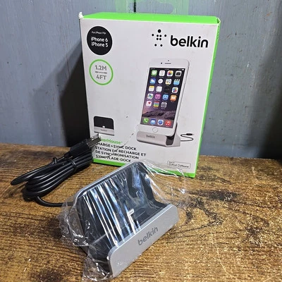 For iPhone 5 5S  5C 6 6 Plus Belkin Charging station and Sync Dock - Image 1 of 4