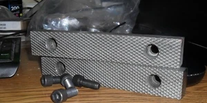 Wilton Vise Jaw Replacements 2907750 6" Jaws 1760, 746, also No 6 Hole In Back - Picture 1 of 1