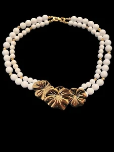 Beautiful White Bead Double Strand Necklace With Gold Overlay Flower & Beads Vtg - Picture 1 of 6