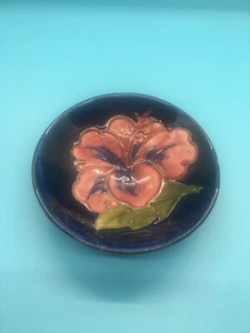 Vintage Moorcroft Cobalt Blue Hibiscus Trinket Dish Made In England - Picture 1 of 6