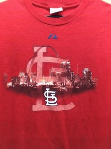 T-shirt St Louis Cardinals MLB uomo majestic logo rosso con vista città taglia L senza etichetta - Foto 1 di 12