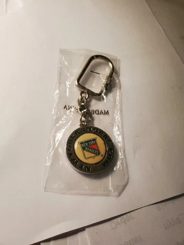 NHL Hockey  New York Rangers .Com Swivel Key Chain Cover