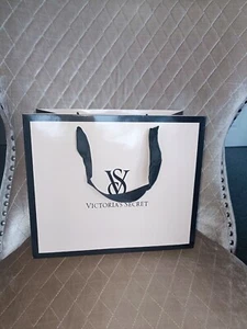 Victoria's Secret Party Gift Bags Large Size,28cm×23cm×12cm, 1pc - Picture 1 of 3