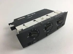 X1509 VOLVO CLIMATE CONTROL 806094 - Picture 1 of 4