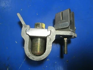 Milbank 200 Amp Meter Socket Base Repair Lug - Picture 1 of 4