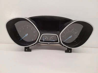 2017 2018 Ford Focus Speedometer Cluster MPH ID F1ET10849CTP  - Imagem 1 de 4