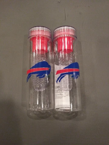 NFL Buffalo Bills (2) Water Bottles with  Infuser - Playoffs Cover