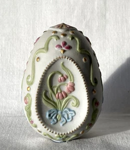 Vintage bemalt matt Keramik Sammler Ei Ornament florales Design Pastelltöne - Bild 1 von 11