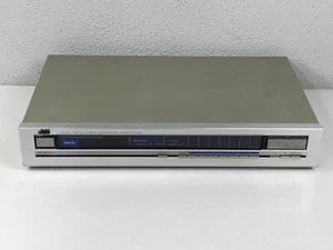 Vintage JVC T-X30 AM-FM Quartz Synthesizer Tuner - Picture 1 of 18
