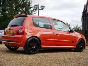 Renaultsport Clio 182 Full Fat Inferno Orange - Picture 1 of 8