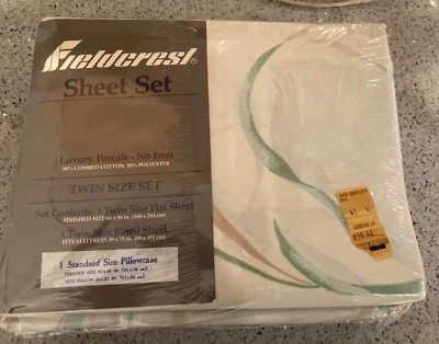 VINTAGE FIELDCREST TWIN SHEET SET - Image 1 of 3