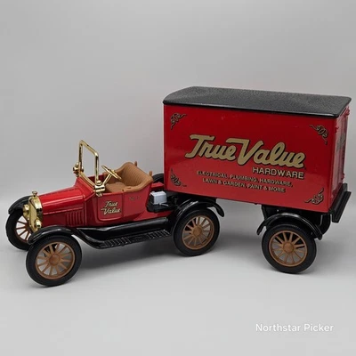 VTG 1998 ERTL 1918 Ford Tractor Trailer True Value Hardware 1:25 Diecast Bank - Image 1 of 4