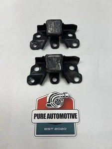 2003-2007 Infiniti G35 Coupe Front Upper Sway Bar Bracket Set Pair OEM - Picture 1 of 6