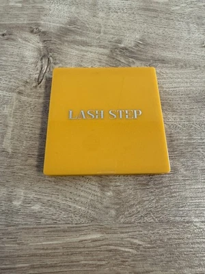 LASH STEP  "Bronzed"  9 Universal Eyeshadows   Eyeshadow Palette  Neu! - Bild 1 von 3