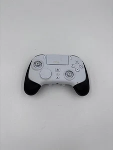 🎮 Razer Wolverine V2 Pro – Controller Wireless PS5 / PC - NON SI ACCENDE - Foto 1 di 7