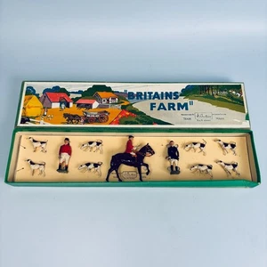 RARE BRITAINS HUNT SET No 1446 'BRITAINS FARM SERIES' LEAD HOUNDS HUNTING HORSE - Picture 1 of 18