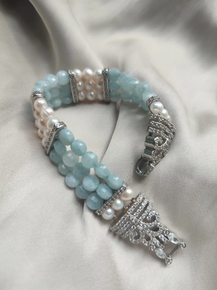 Prächtiges Armband aus facettierten Aquamarin-Perlen und Süßwasserperlen  - Bild 1 von 4