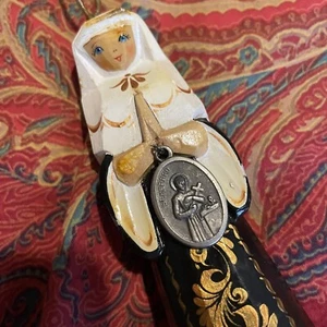Hand Painted Carved wood Praying Nun Ornament Russian Black St Gerard Vintage - Picture 1 of 8