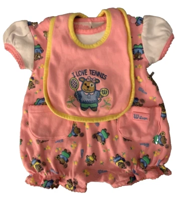 Новый с Ярлыками винтажный Wilson baby girl наряд «Я люблю теннис» короткий комбинезон с нагрудником 6-9 месяцев - Изображение 1 из 4