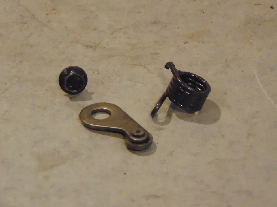  1984 YAMAHA IT490 SHIFT DRUM STOPPER LEVER  - Imagem 1 de 1